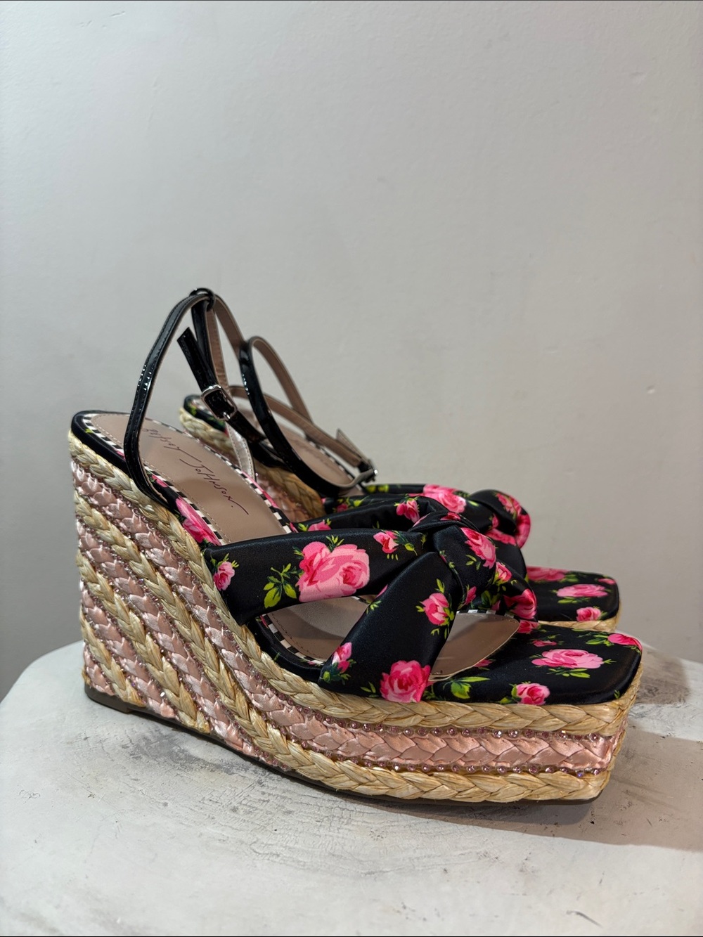 Betsey Johnson Rhinestone Bedazzled Floral “Pansie” Braided Raffia Wedge Sandals